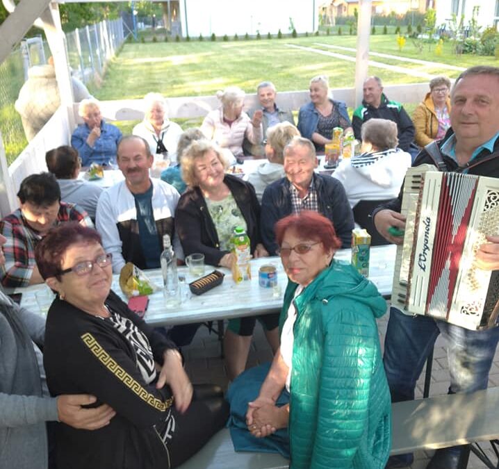 Seniorzy z Małogoszcza wypoczywali w OW Jantar Wicie